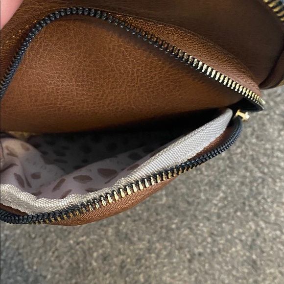 Kedzie Chestnut Sling Bag - Picture 7 of 10